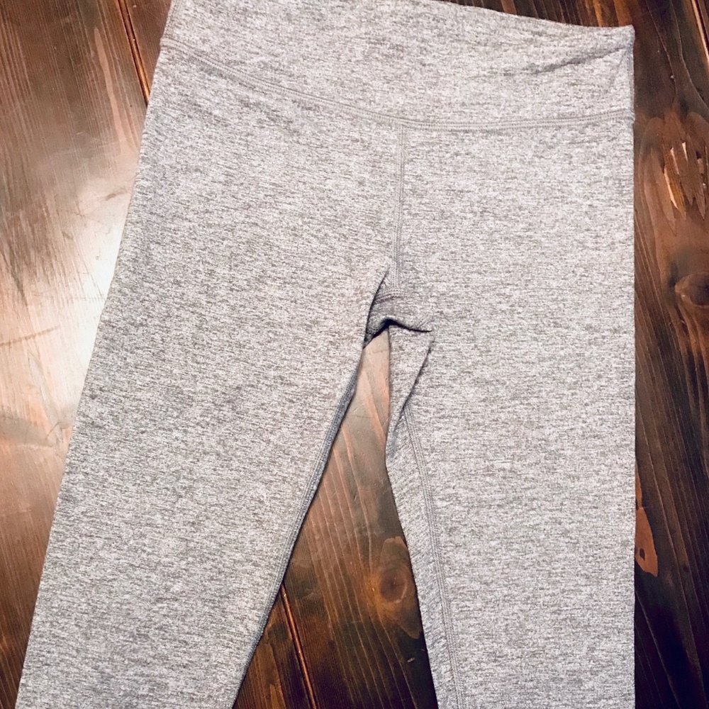 Ivivva cropped girls athletic pants
